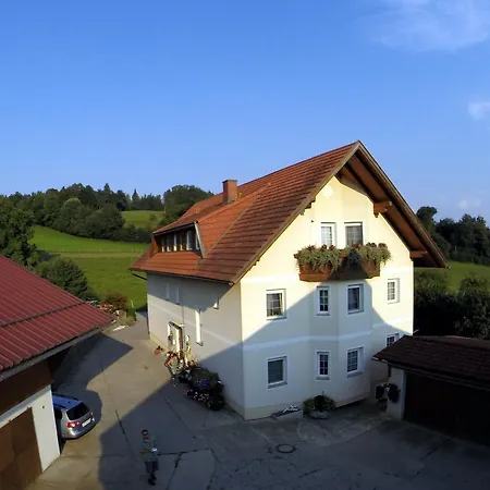 Kuscherhof * Moosburg